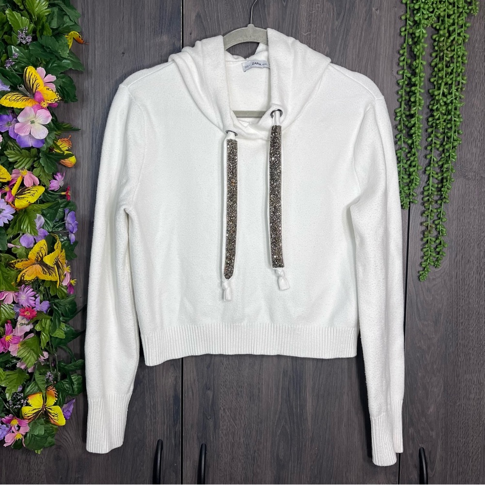 .!💙2/$40💙Zara Cream Hooded Long Sleeve Crushed Rhinestone Drawstring Size M